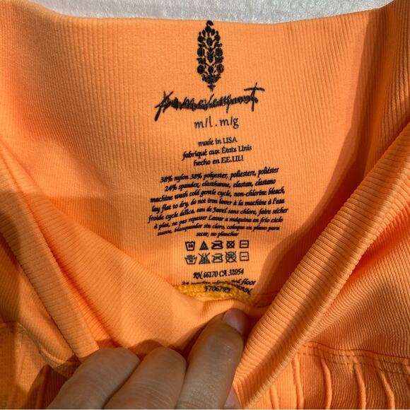 Free People Movement Orange Sun High-rise 7/8 The Essence Leggings Sz M NWOT - Picture 5 of 9